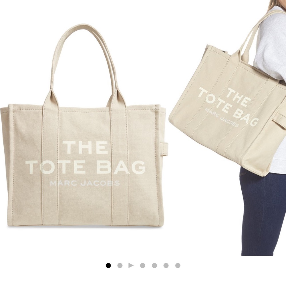 Marc Jacobs Tote Bag/ Used / Top Zip Closure / Canvas/ Over the Shoulders Straps